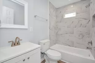 8595 Parkway Dr, Houston, TX 77088 - Photo 19