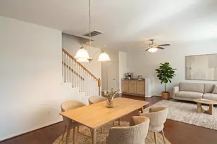 1424 W 24th St, Houston, TX 77008 - Photo 3