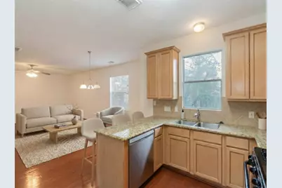 1424 W 24th Street, Houston, TX 77008 - Photo 7