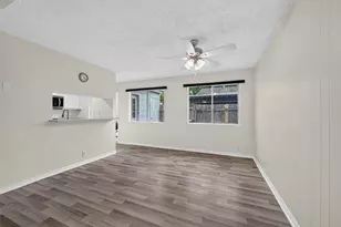 8101 Amelia Rd, Houston, TX 77055 - Photo 19