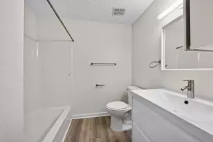 8101 Amelia Rd, Houston, TX 77055 - Photo 35