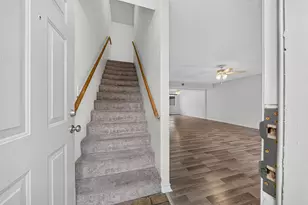 8101 Amelia Rd, Houston, TX 77055 - Photo 7