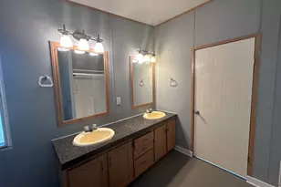 2229 Meekins Rd, Cleveland, TX 77328 - Photo 15