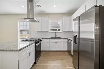 1109 Hays Street, Houston, TX 77009 - Photo 5