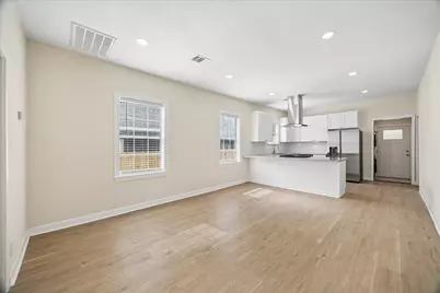 1109 Hays Street, Houston, TX 77009 - Photo 3