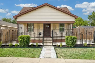 1109 Hays Street, Houston, TX 77009 - Photo 1
