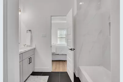 8412 Vera Lou Street, Houston, TX 77051 - Photo 19