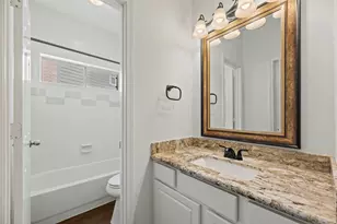 203 Jewel Park Ln, Houston, TX 77094 - Photo 9