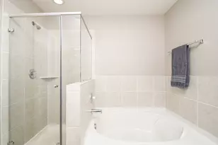 13419 Myrtle Park Ln, Houston, TX 77044 - Photo 11