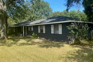 1226 Beagle Rd, Orange, TX 77632 - Photo 5