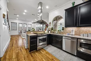 931 W 23rd St, Houston, TX 77008 - Photo 11