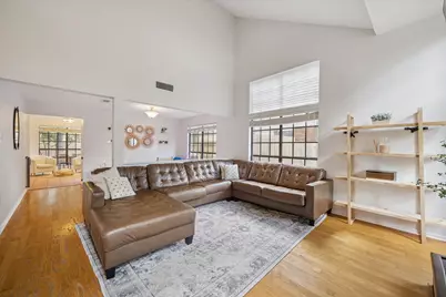 122 E Mistybreeze Circle, Spring, TX 77381 - Photo 5