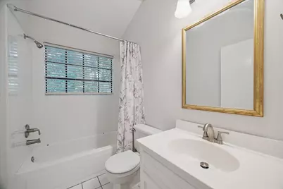 122 E Mistybreeze Circle, Spring, TX 77381 - Photo 13