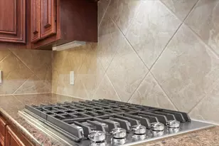 13610 Hammond Hills Ln, Houston, TX 77044 - Photo 37