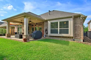 7 Vershire Cir, The Woodlands, TX 77354 - Photo 39