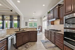 7 Vershire Cir, The Woodlands, TX 77354 - Photo 19