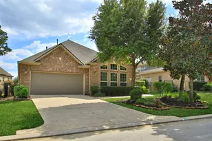 7 Vershire Cir, The Woodlands, TX 77354 - Photo 1