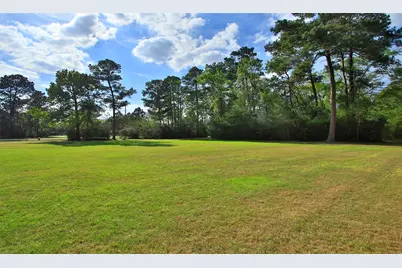 7 Vershire Circle, The Woodlands, TX 77354 - Photo 47