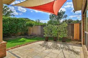 7 Vershire Cir, The Woodlands, TX 77354 - Photo 35