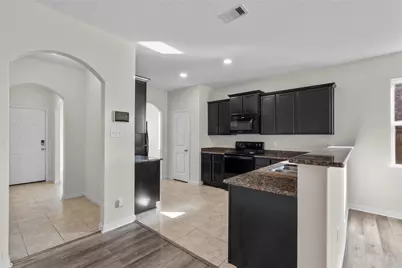 2215 Manta Way, Texas City, TX 77568 - Photo 5