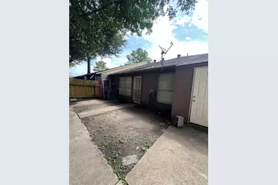 9506 Wellsworth Drive, Houston, TX 77083 - Photo 3