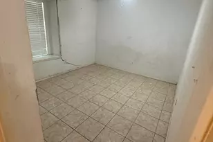 9506 Wellsworth Dr, Houston, TX 77083 - Photo 13