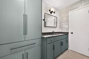 437 Bendwood Dr, Houston, TX 77024 - Photo 29