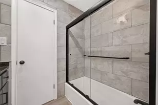 437 Bendwood Dr, Houston, TX 77024 - Photo 31