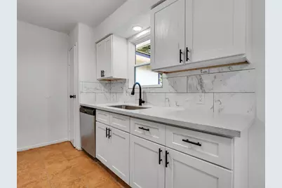 3915 Brumbelow Street, Rosenberg, TX 77471 - Photo 5