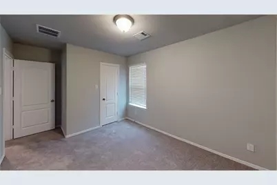 707 Thicket Bluff Drive, Houston, TX 77336 - Photo 37