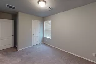 707 Thicket Bluff Dr, Houston, TX 77336 - Photo 37