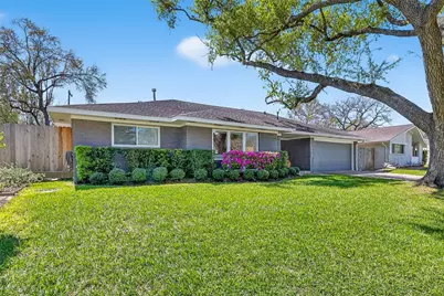 4325 Willowbend Boulevard, Houston, TX 77035 - Photo 3