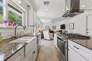 4325 Willowbend Blvd, Houston, TX 77035 - Photo 17