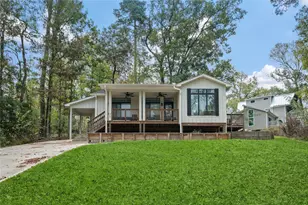 71 White Oak St, Point Blank, TX 77364 - Photo 1