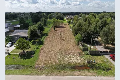 1018 County Road 3556, Cleveland, TX 77327 - Photo 1