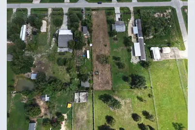 1018 County Road 3556, Cleveland, TX 77327 - Photo 5