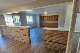 201 Verna St, Jasper, TX 75951 - Photo 3