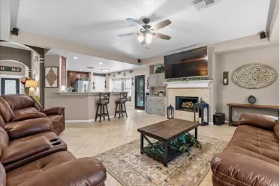 1207 Shadowbend Street, Pearland, TX 77581 - Photo 17