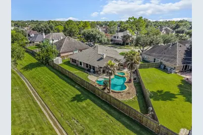 1207 Shadowbend Street, Pearland, TX 77581 - Photo 45