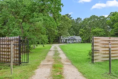 9660 Fostoria Road, Cleveland, TX 77328 - Photo 3