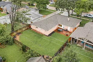 12814 Westmere Dr, Houston, TX 77077 - Photo 9