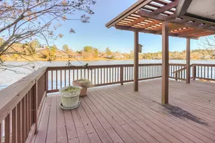 1511 W Lake Shores Circle, Huntsville, TX 77340 - Photo 35