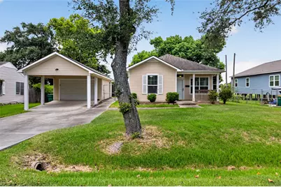 233 Beatrice Street, La Marque, TX 77568 - Photo 1