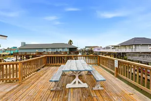 333 Schooner Dr, Freeport, TX 77541 - Photo 11