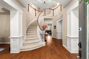 131 E Beckonvale Cir, The Woodlands, TX 77382 - Photo 7