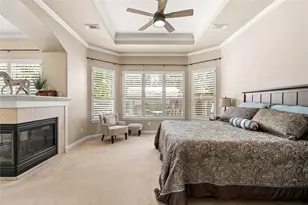 131 E Beckonvale Cir, The Woodlands, TX 77382 - Photo 13