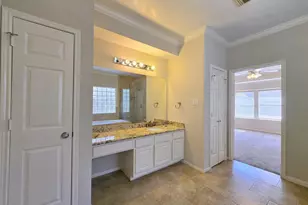 22007 Rockchester Dr, Katy, TX 77450 - Photo 19