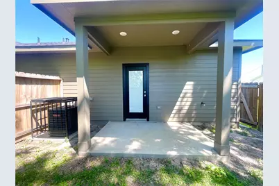 9710 Tuffly Street #B, Houston, TX 77029 - Photo 31