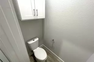 9710 Tuffly St, Houston, TX 77029 - Photo 23