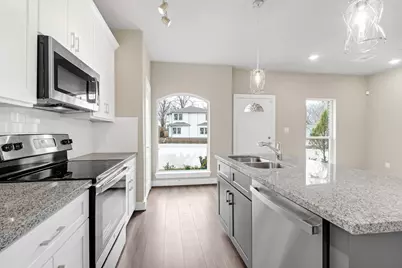 9710 Tuffly Street #B, Houston, TX 77029 - Photo 5